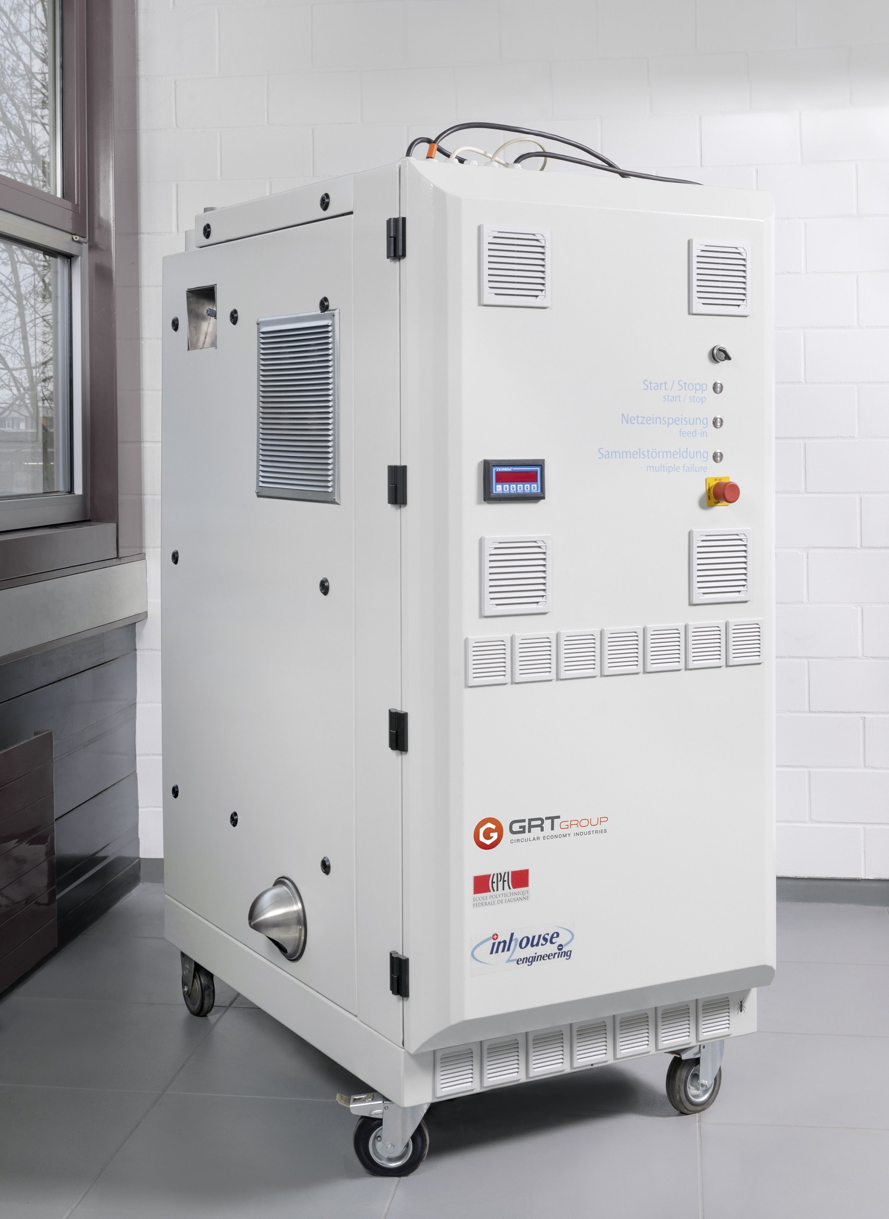 <strong>Figure 3</strong> La machine Hyform-PEMFC dans le laboratoire de GRT Group.