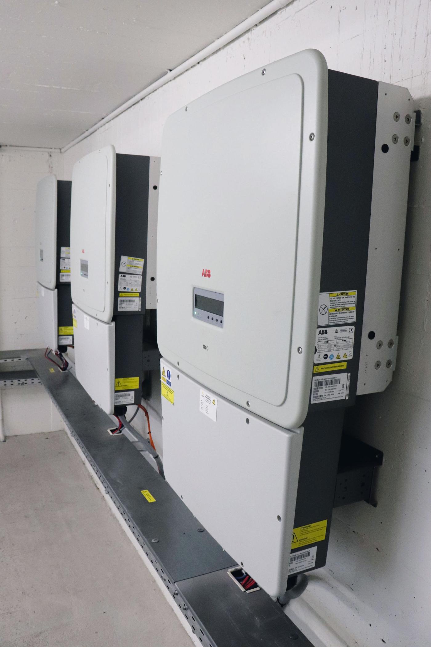 Die PV-Wechselrichter bei Camille Bloch können auch zur Kompensation von Blindleistung eingesetzt werden.