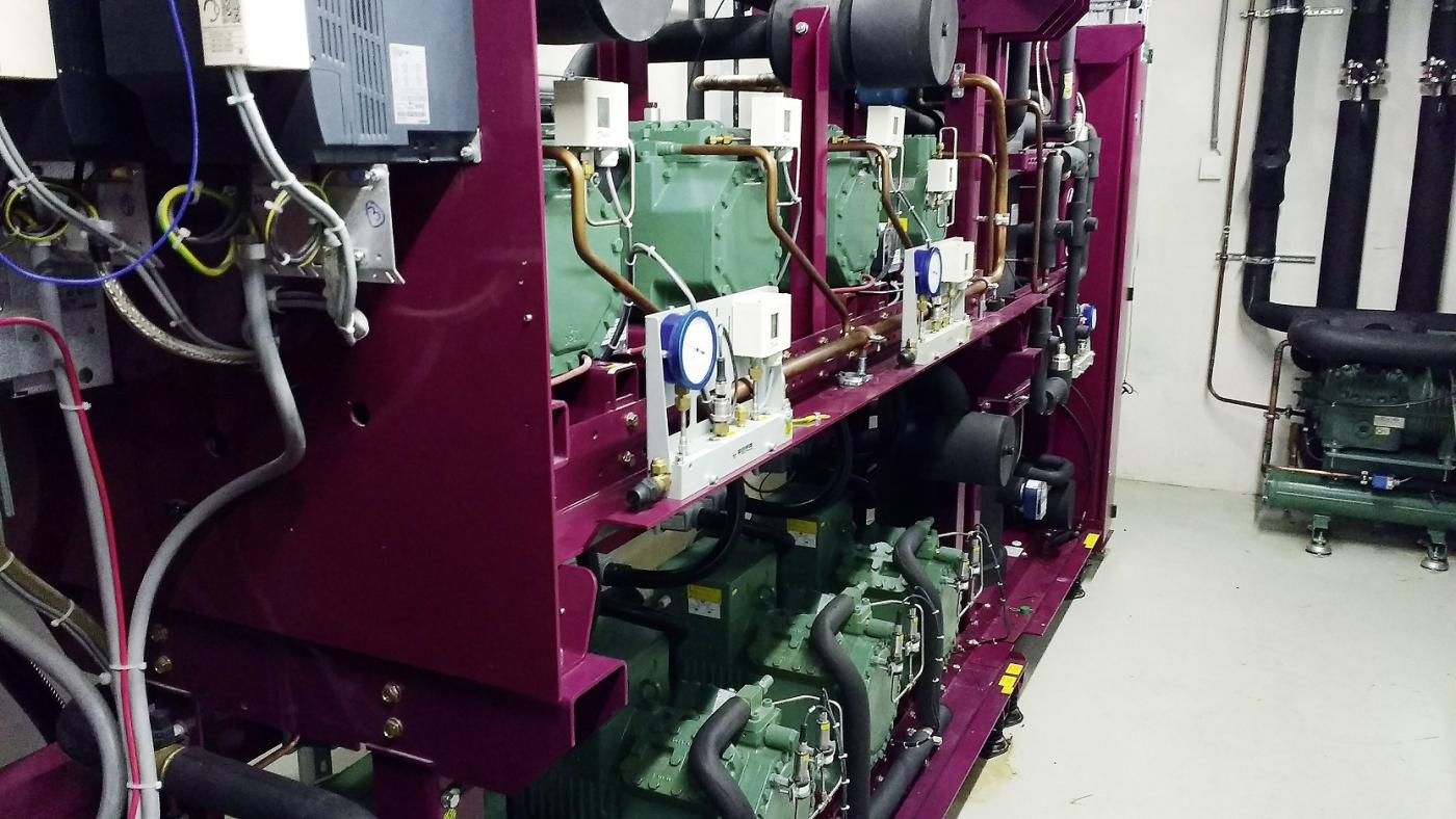 <strong>Figure 2</strong> Compresseurs pour la production de chaud et de froid industriel.