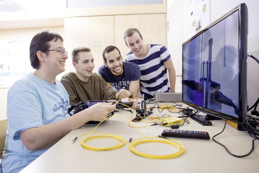 B_1704_Leutenegger_Bild_0