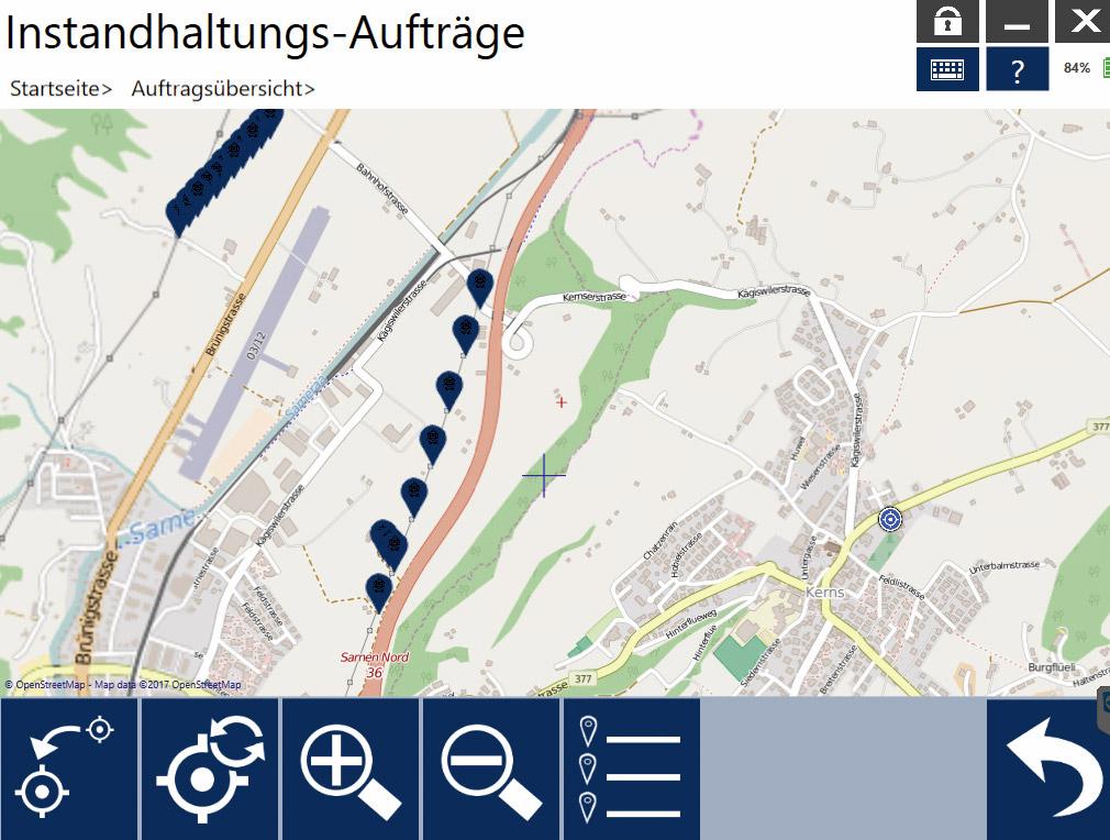 Auf einer Karte zeigt das System an, welche Verteilanlagen (Tragwerke) sich in der Nähe des aktuellen Standorts befinden.