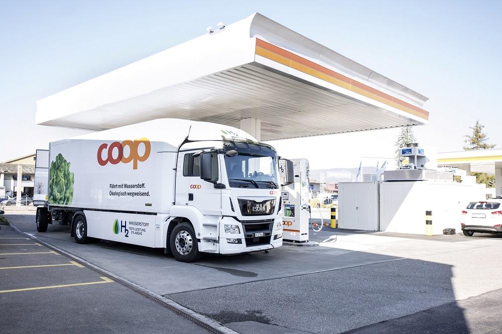 In Hunzenschwil betreibt Coop seit 2016 die bislang einzige öffentlich zugängliche Wasserstofftankstelle in der Schweiz.