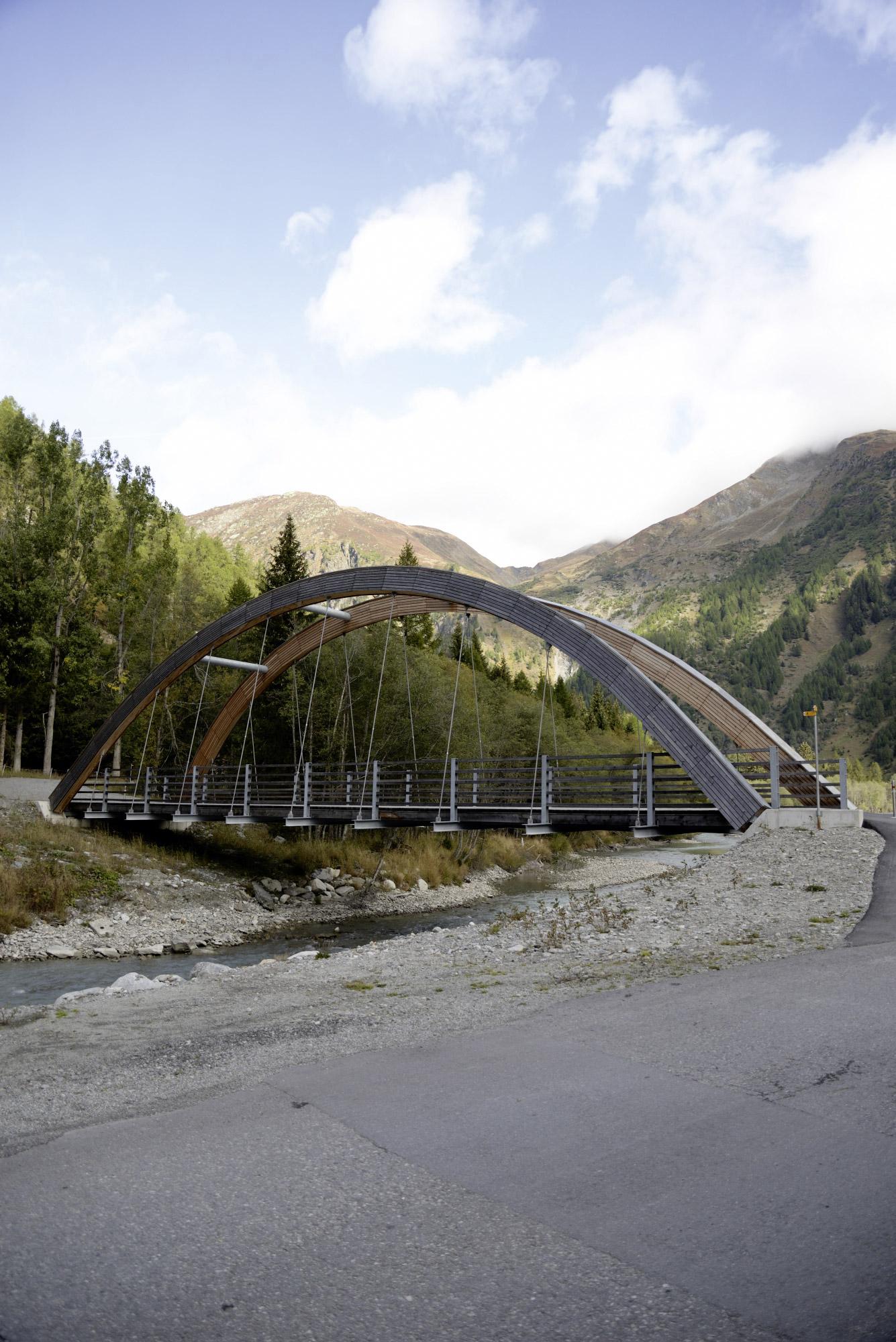 Die neue Brücke für Fussgänger war Bestandteil der Zusatzmassnahmen.