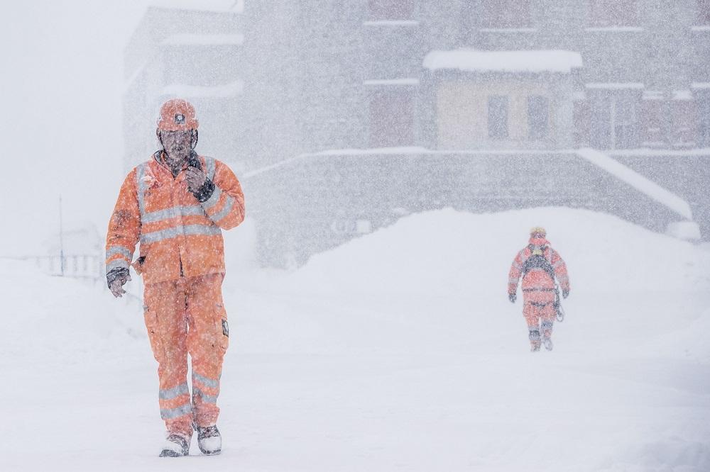 À près de 2000 mètres d’altitude, les conditions de travail ne sont pas toujours idéales.