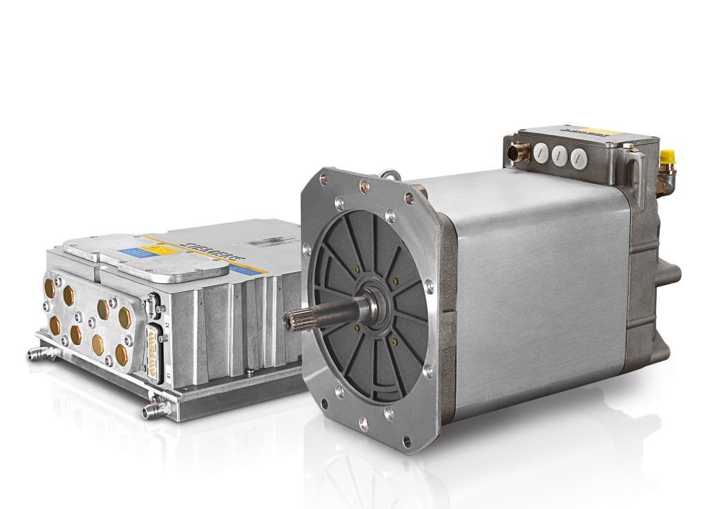 Zum vollintegrierten Energie- und Antriebssystem der MS Diamant gehört auch ein permanenterregter Motor/Generator von Siemens (rechts) und ein Frequenzumrichter (links) der Siemens Elfa-Technologie.