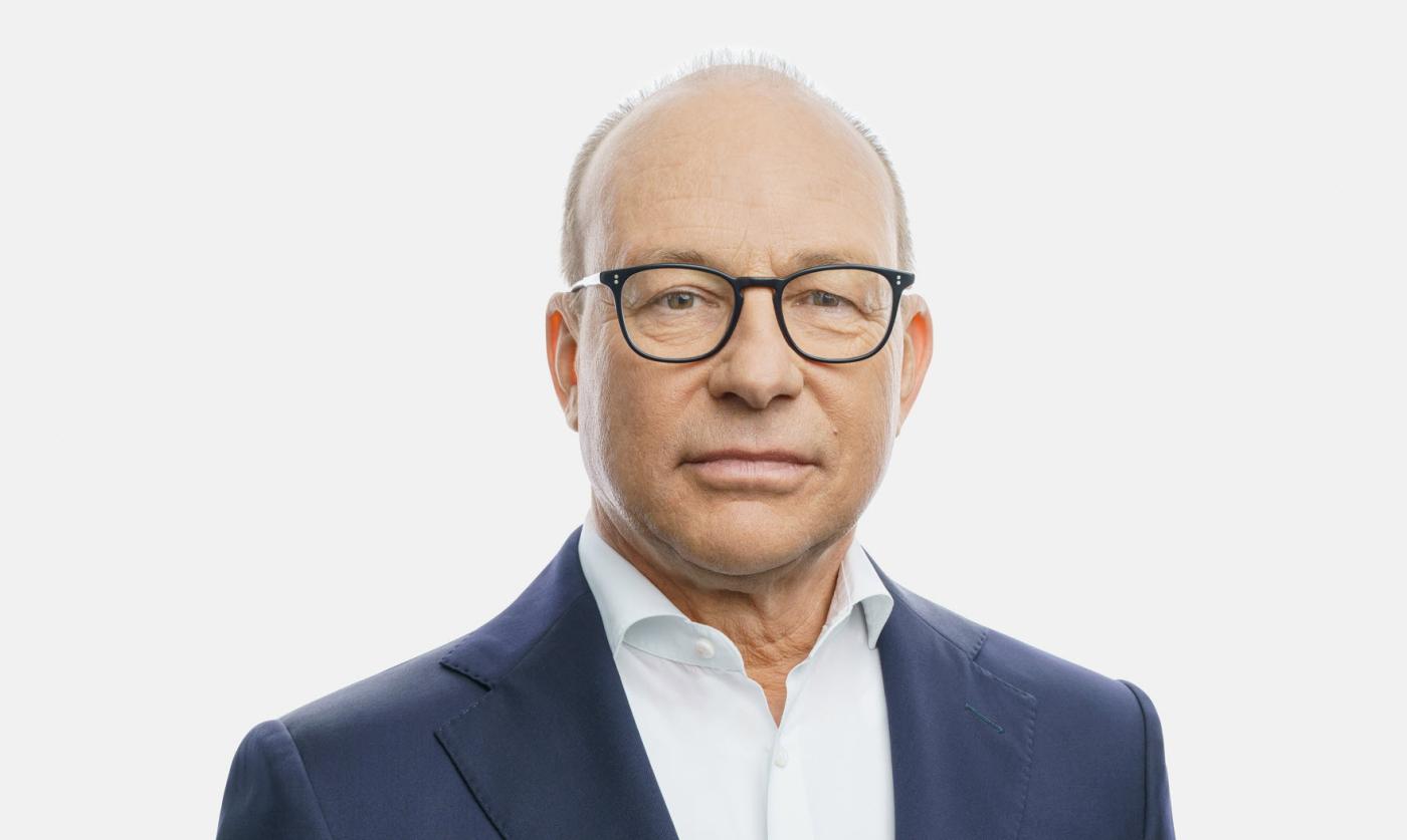 C_2208_Hubert_Zimmermann