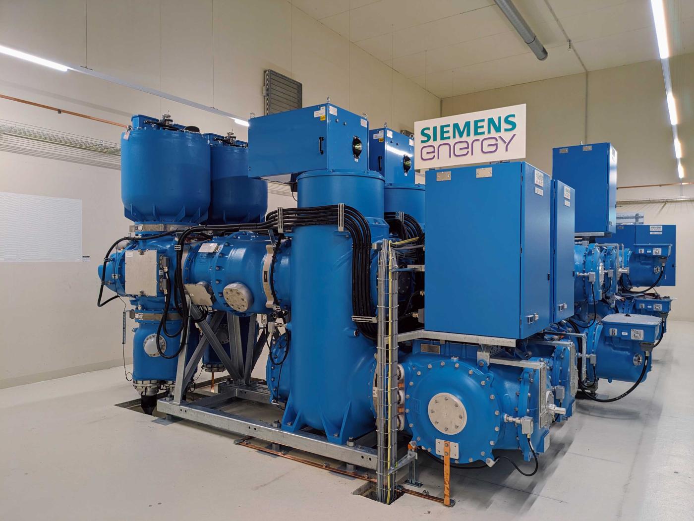 <b>Bild 2</b> BlueGIS 145 kV im Unterwerk Uptown Basel.