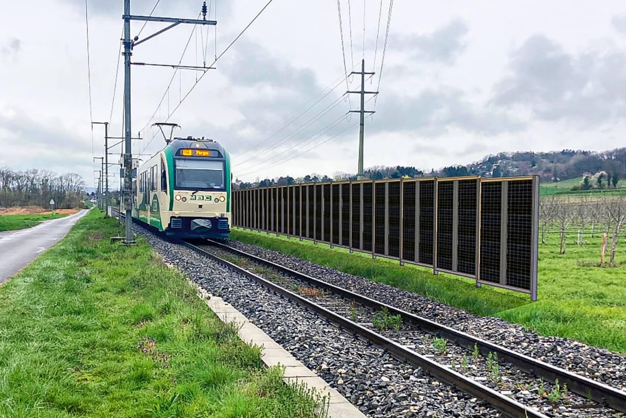 <b>Figure 1</b> Photomontage d’une installation verticale bifaciale linéaire en bordure de voie ferroviaire.