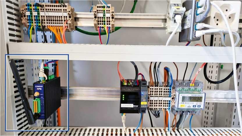 <b>Bild 1</b> XPG-Gateway in einem Schrank.