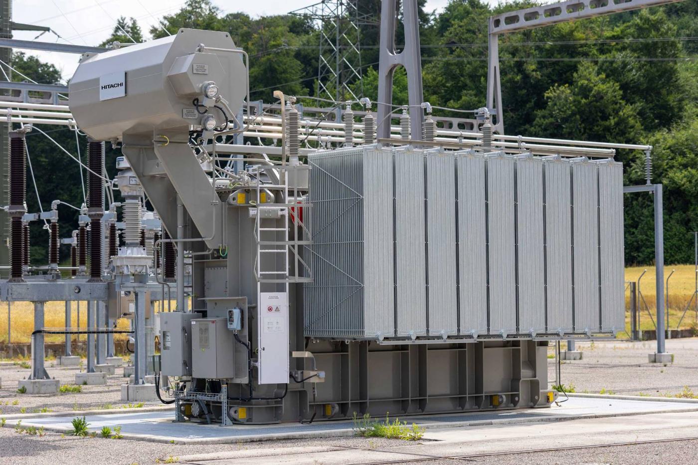 <strong>Figure 4</strong> Réacteur shunt (50<nbsp>&nbsp;</nbsp>Mvar) pour la compensation de la puissance réactive.