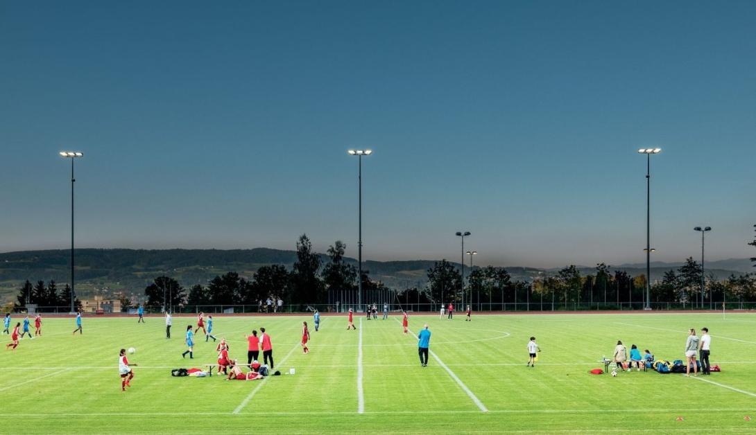 LED – das richtige Licht für Sportplätze