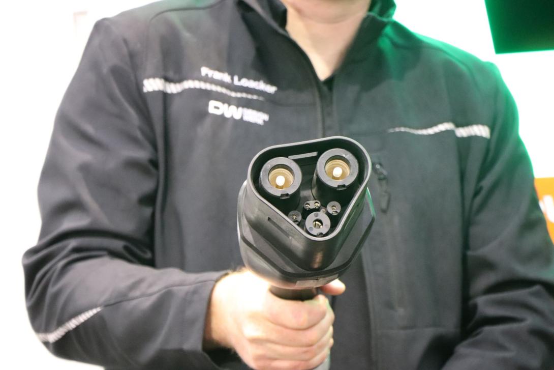 Designwerk stellt «Mega Charger» vor
