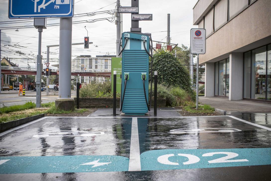 Schnellladestationen im urbanen Raum